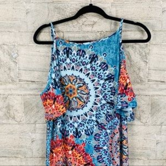 Style Dome floral Could Shoulder Dress Size Medium - Picture 6 of 8